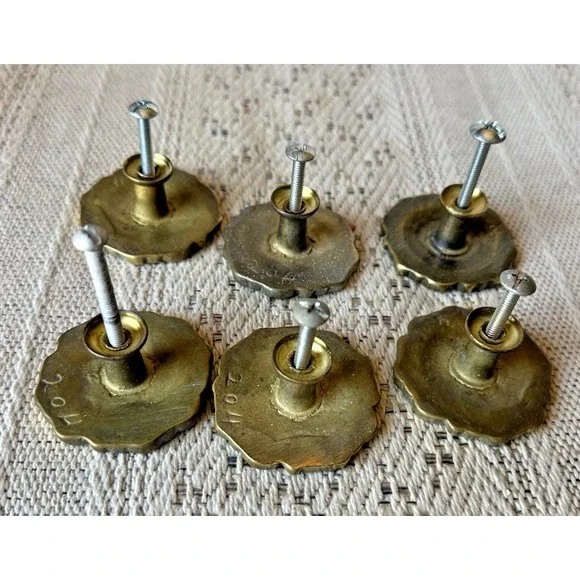Vintage  Brass Flower FRENCH PROVINCIAL Cabinet Drawer Knob  1.75" Lot of 6    b - Picture 3 of 4